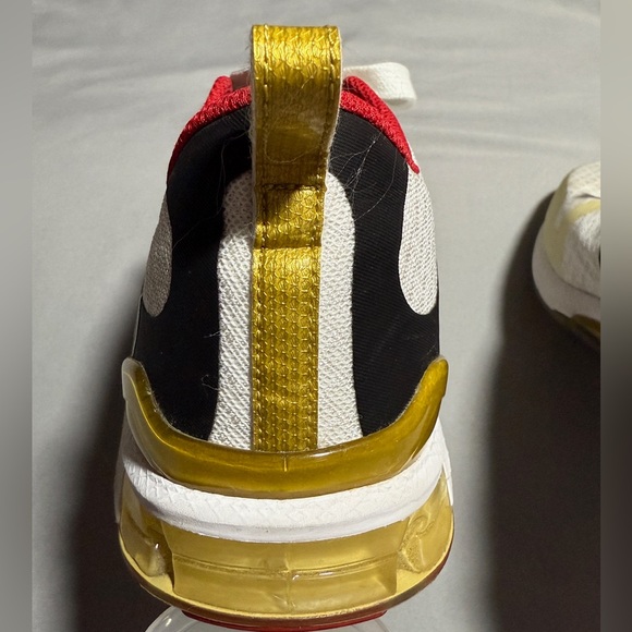 Multi-colored Asics running shoe - Picture 11 of 12